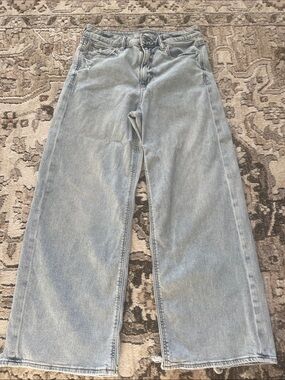 American Eagle Outfitters high waisted Light Wash Wide Leg Jeans